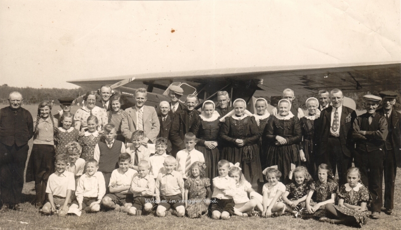 Schoolreisje openbare lagere school ongeveer 1938-1939.